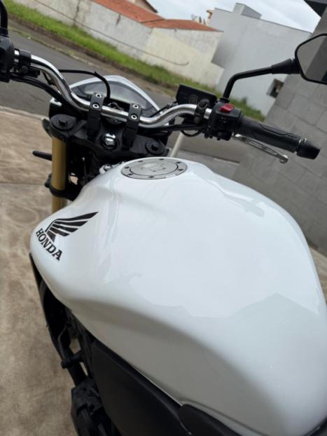 HONDA CB 600 F HORNET SEM ABS, Foto 2 HONDA CB 600 F HORNET SEM ABS, Foto 2