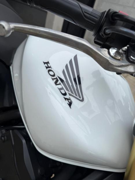 HONDA CB 600 F HORNET SEM ABS, Foto 3 HONDA CB 600 F HORNET SEM ABS, Foto 3