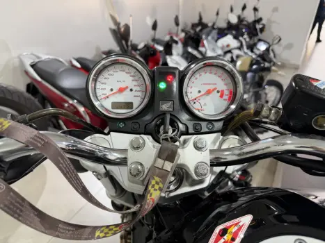 HONDA CB 600 F HORNET SEM ABS, Foto 2