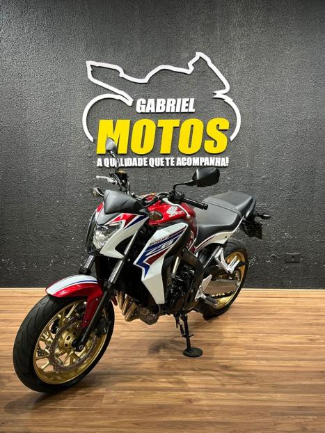HONDA CB 650 F ABS, Foto 4