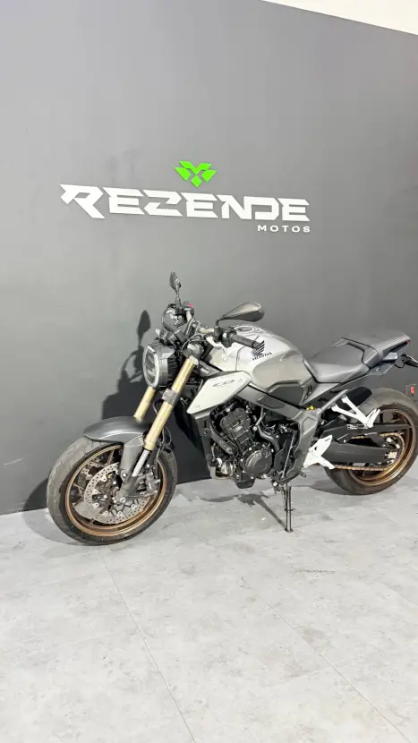 HONDA CB 650 R ABS, Foto 3