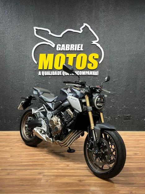 HONDA CB 650 R ABS, Foto 3
