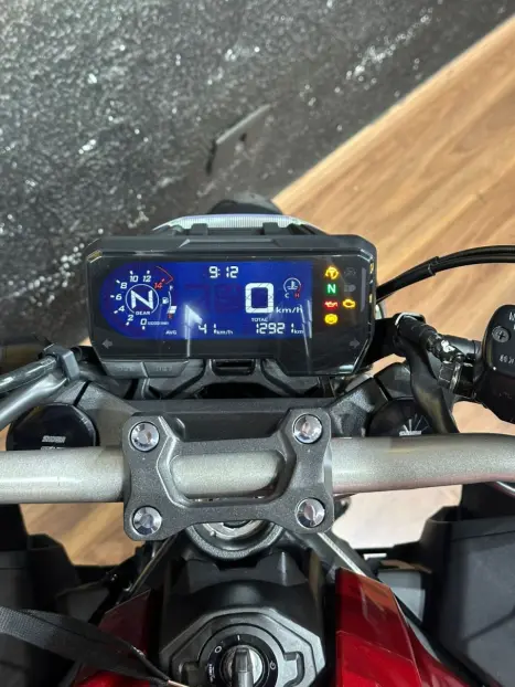 HONDA CB 650 R ABS, Foto 7