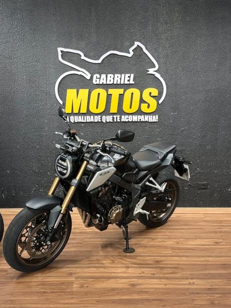 HONDA CB 650 R ABS, Foto 4