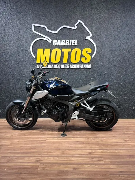 HONDA CB 650 R ABS, Foto 2