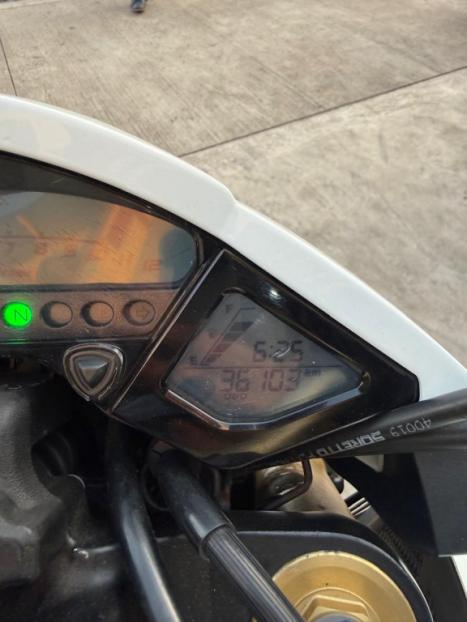 HONDA CBR 1000 F, Foto 4