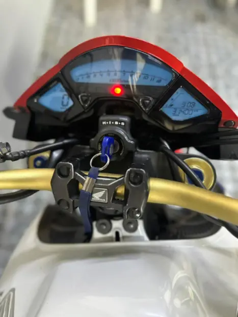 HONDA CBR 1000 F, Foto 6