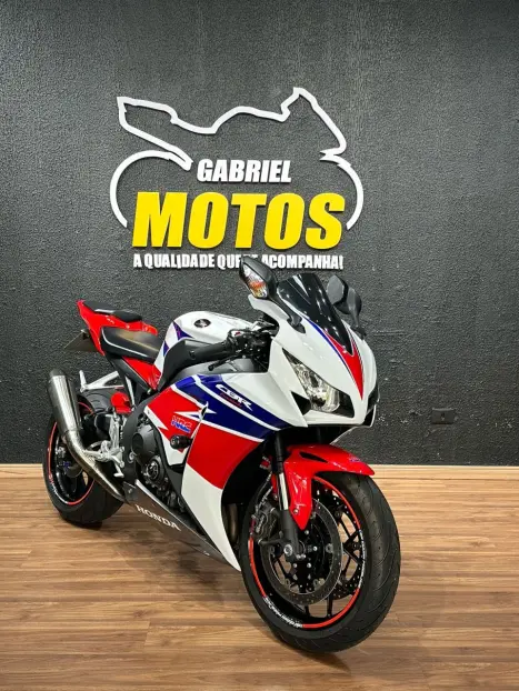 HONDA CBR 1000 RR FIRE BLADE, Foto 3 HONDA CBR 1000 RR FIRE BLADE, Foto 3