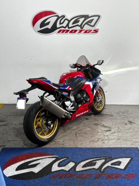HONDA CBR 1000 RR FIRE BLADE, Foto 4