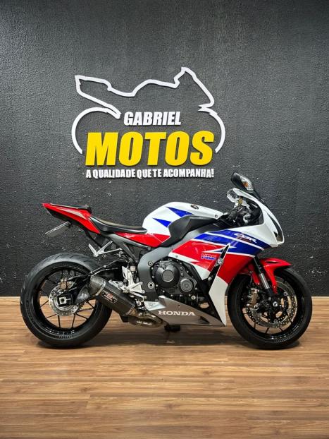 HONDA CBR 1000 RR FIRE BLADE, Foto 1