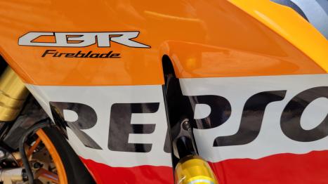 HONDA CBR 1000 RR REPSOL, Foto 8