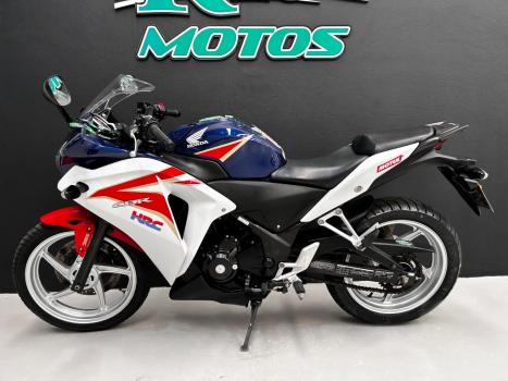 HONDA CBR 250 R, Foto 4