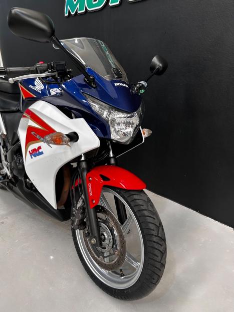 HONDA CBR 250 R, Foto 7