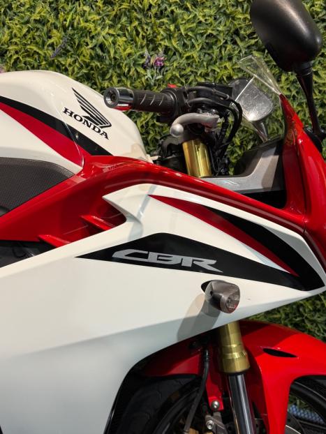 HONDA CBR 600 F , Foto 7