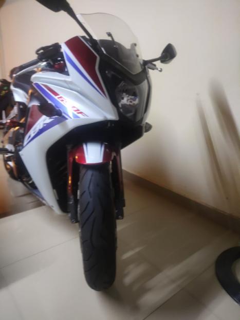 HONDA CBR 650 F , Foto 3