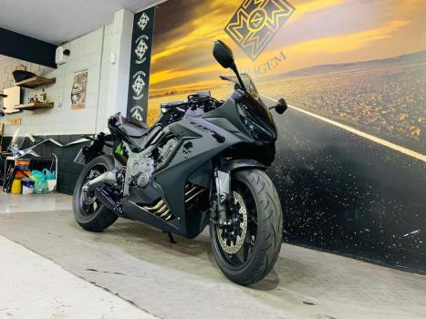 HONDA CBR 650 R ABS, Foto 4