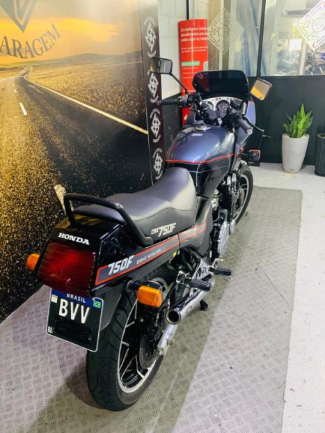 HONDA CBX 750 F , Foto 3