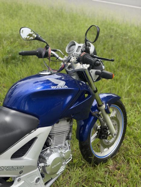 HONDA CBX Twister 250 , Foto 9