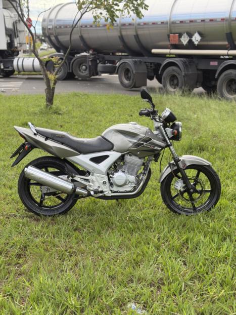 HONDA CBX Twister 250 , Foto 2