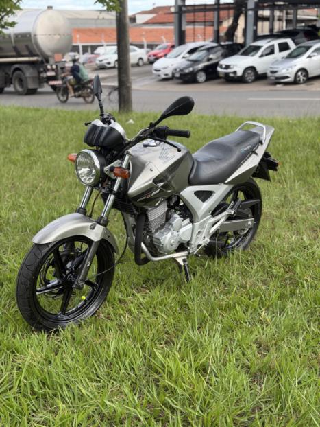 HONDA CBX Twister 250 , Foto 6