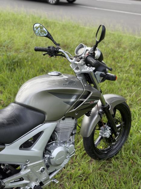 HONDA CBX Twister 250 , Foto 9