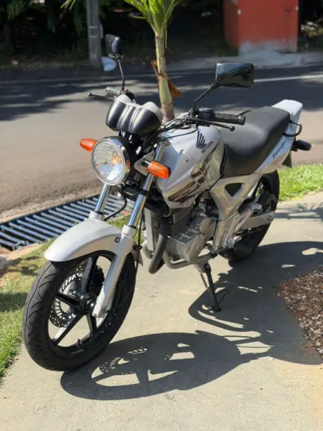 HONDA CBX Twister 250 , Foto 3