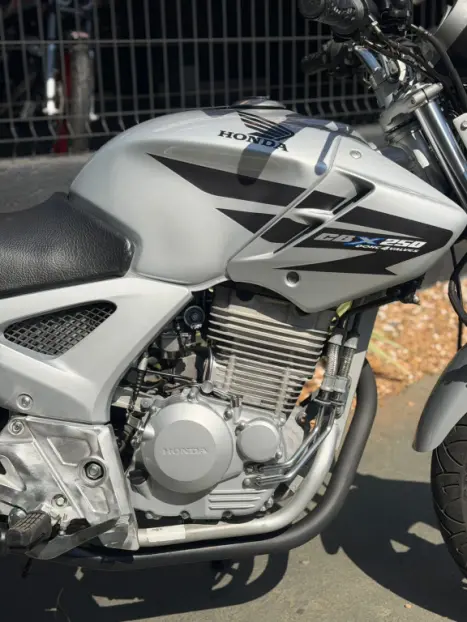 HONDA CBX Twister 250 , Foto 5