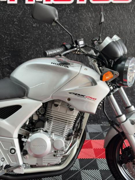 HONDA CBX Twister 250 , Foto 5