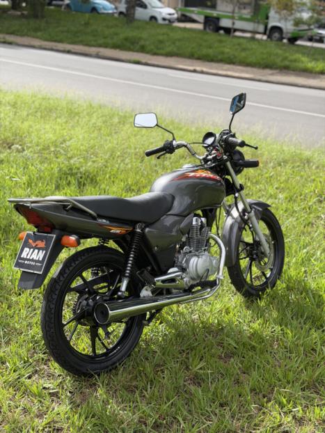 HONDA CG 125 TITAN ES, Foto 3