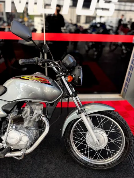 HONDA CG 125 TITAN KS, Foto 2