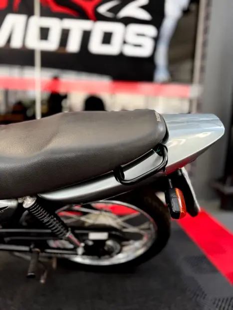 HONDA CG 125 TITAN KS, Foto 5