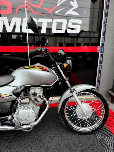 HONDA CG 125 TITAN KS, Foto 3