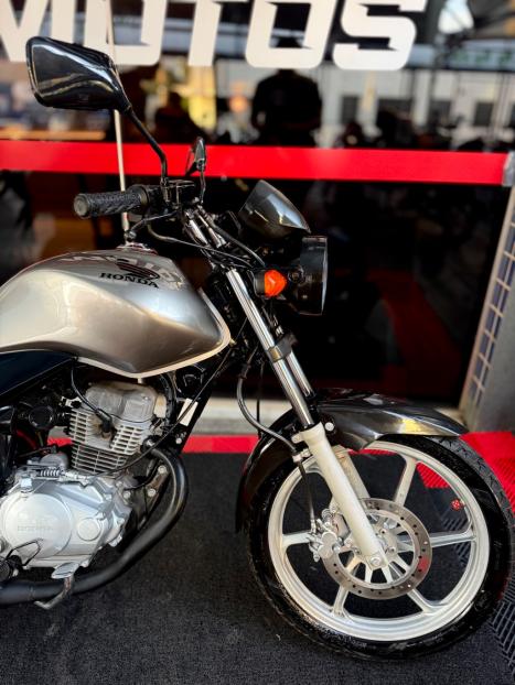 HONDA CG 150 FAN ESI, Foto 3