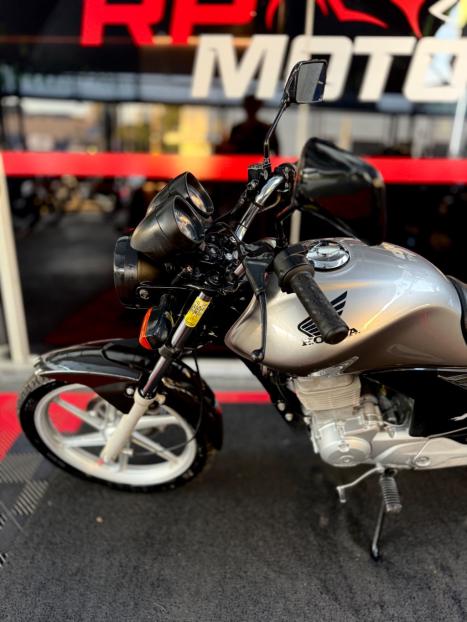 HONDA CG 150 FAN ESI, Foto 5