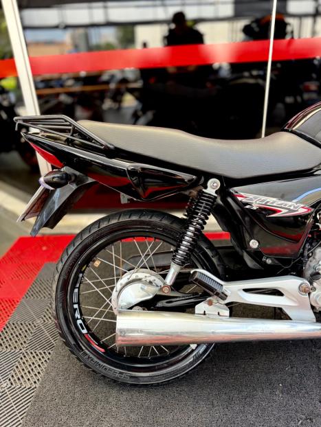 HONDA CG 150 TITAN ES, Foto 2