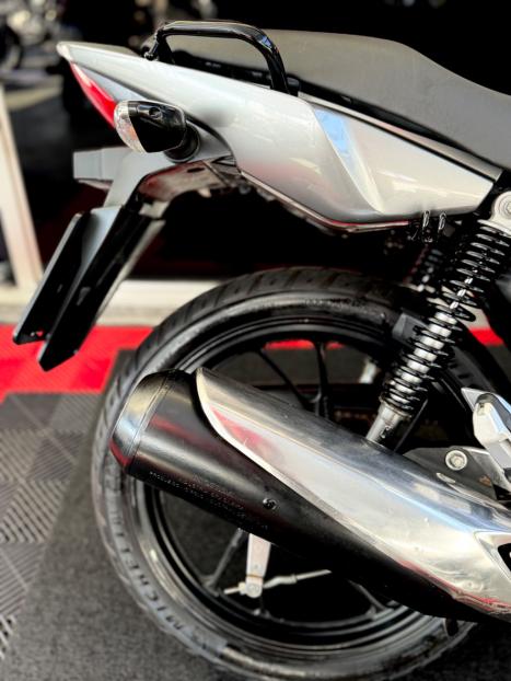 HONDA CG 160 FAN, Foto 2