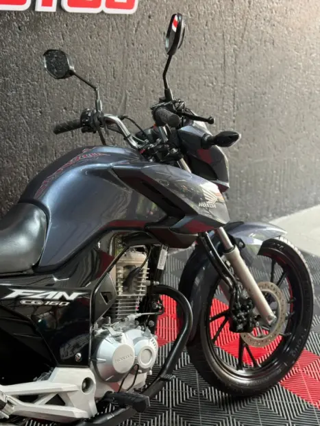 HONDA CG 160 FAN, Foto 2