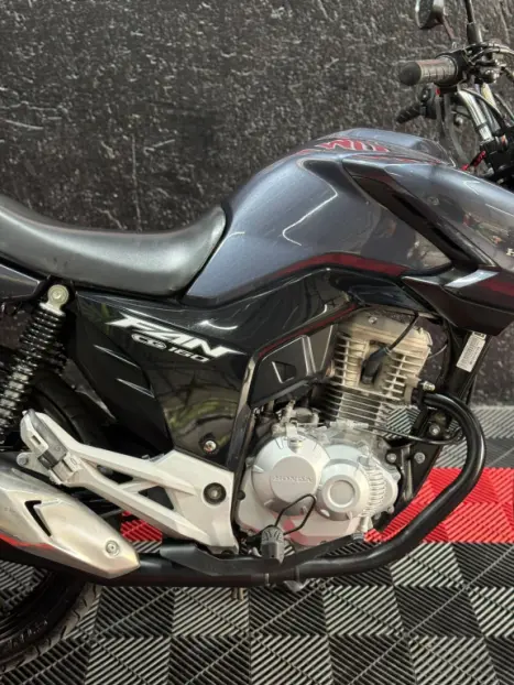 HONDA CG 160 FAN, Foto 4