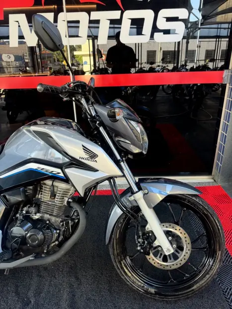 HONDA CG 160 TITAN, Foto 3