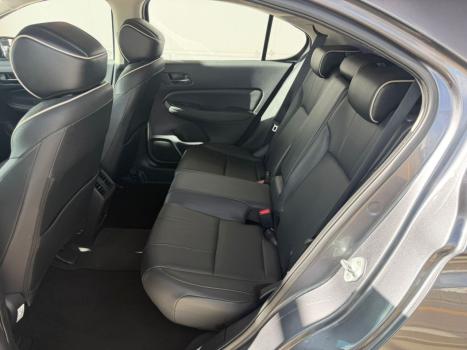 HONDA City Hatch 1.5 16V 4P FLEX TOURING AUTOM�TICO CVT, Foto 6