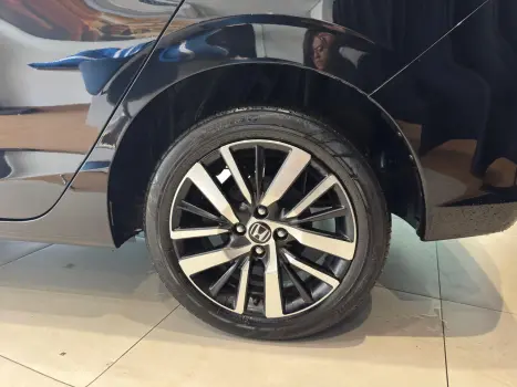 HONDA City Hatch 1.5 16V 4P FLEX TOURING AUTOM�TICO CVT, Foto 8