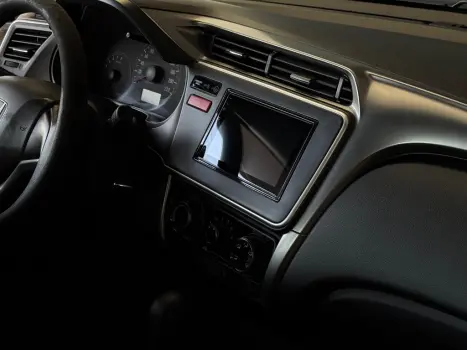 HONDA City Sedan 1.5 16V 4P LX FLEX AUTOMÁTICO, Foto 5 HONDA City Sedan 1.5 16V 4P LX FLEX AUTOMÁTICO, Foto 5