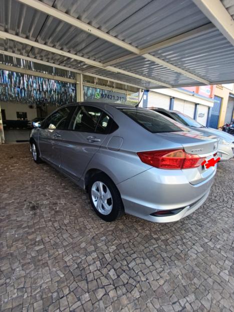 HONDA City Sedan 1.5 16V 4P PERSONAL FLEX AUTOMÁTICO, Foto 3 HONDA City Sedan 1.5 16V 4P PERSONAL FLEX AUTOMÁTICO, Foto 3