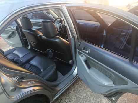 HONDA Civic 1.7 16V 4P LX, Foto 8