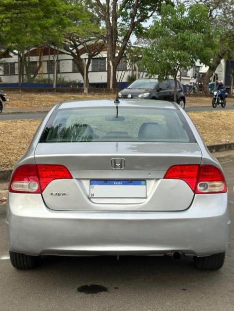 HONDA Civic 1.8 16V 4P LXS, Foto 6