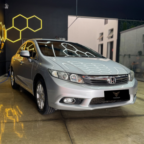 HONDA Civic 1.8 16V 4P FLEX LXS AUTOMÁTICO, Foto 2 HONDA Civic 1.8 16V 4P FLEX LXS AUTOMÁTICO, Foto 2