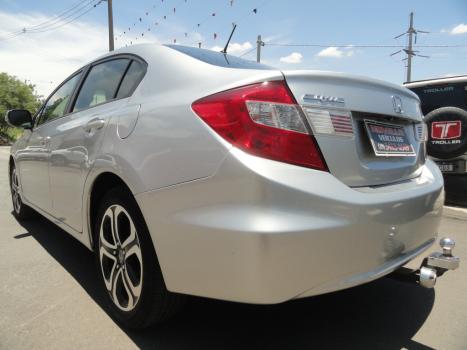 HONDA Civic 1.8 16V 4P FLEX LXL AUTOM�TICO, Foto 3