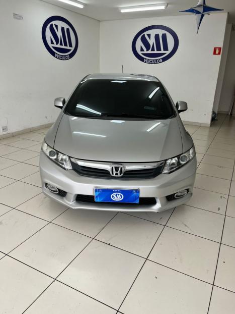 HONDA Civic 1.8 16V 4P FLEX LXS AUTOM�TICO, Foto 3
