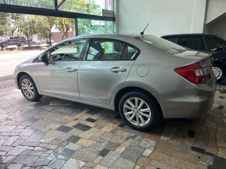 HONDA Civic 1.8 16V 4P FLEX LXL AUTOM�TICO, Foto 6