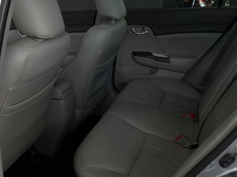 HONDA Civic 1.8 16V 4P FLEX LXS AUTOM�TICO, Foto 4